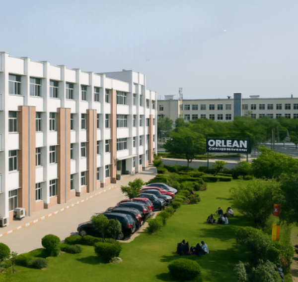Best Pharmacy College for Admission in Greater Noida: What Should Students Look For?